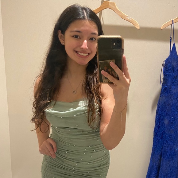 Meet your Posher, Geraldine - Picture 1 of 1